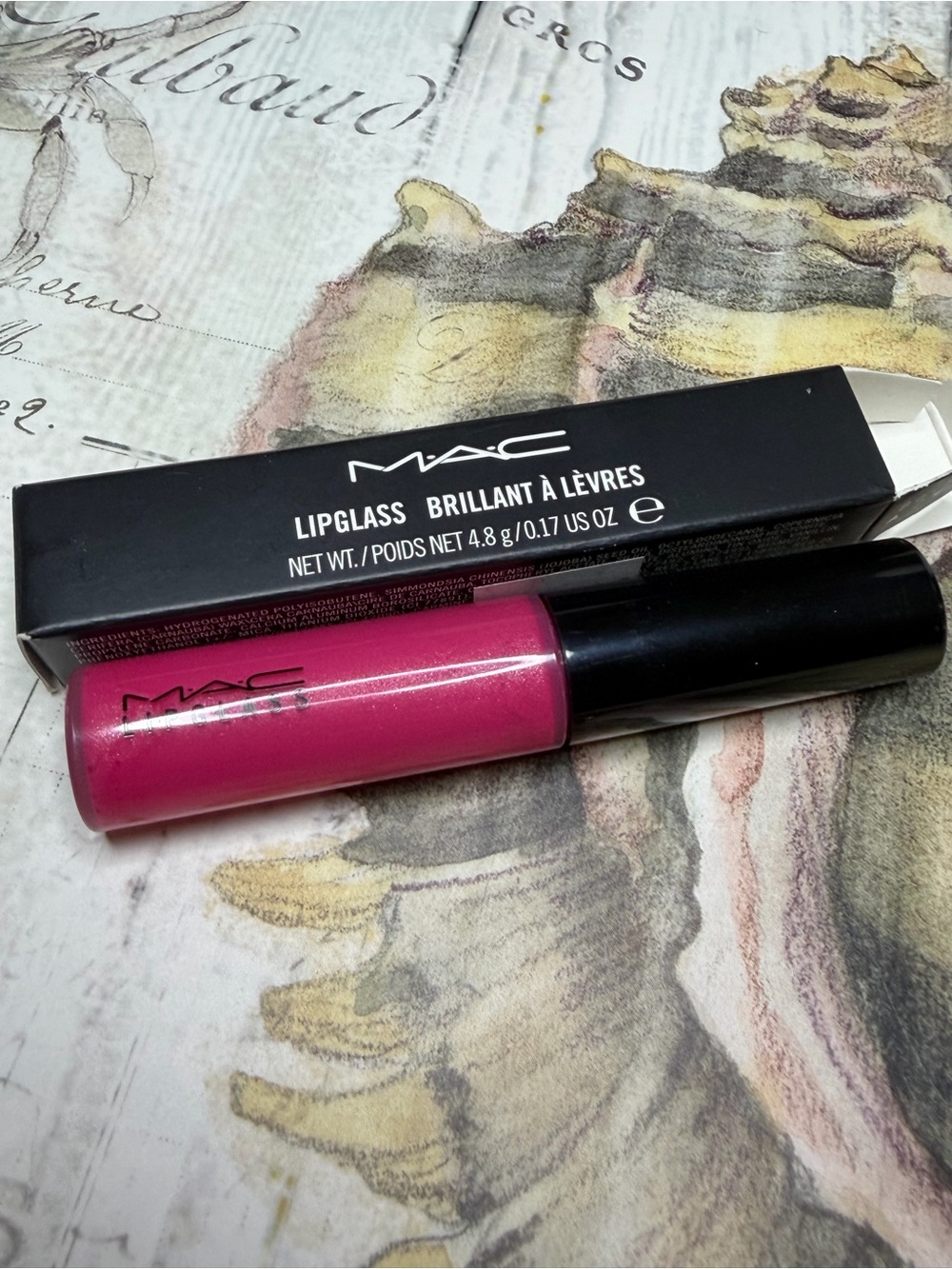 MAC COSMETICS BNIB STANDING OVATION lipgloss lipglass RARE Limited Discontinued